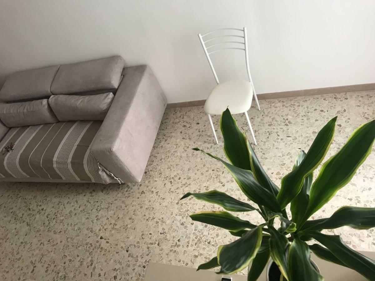 Annandre Apartment โปลีญาโนอามาเร ภายนอก รูปภาพ