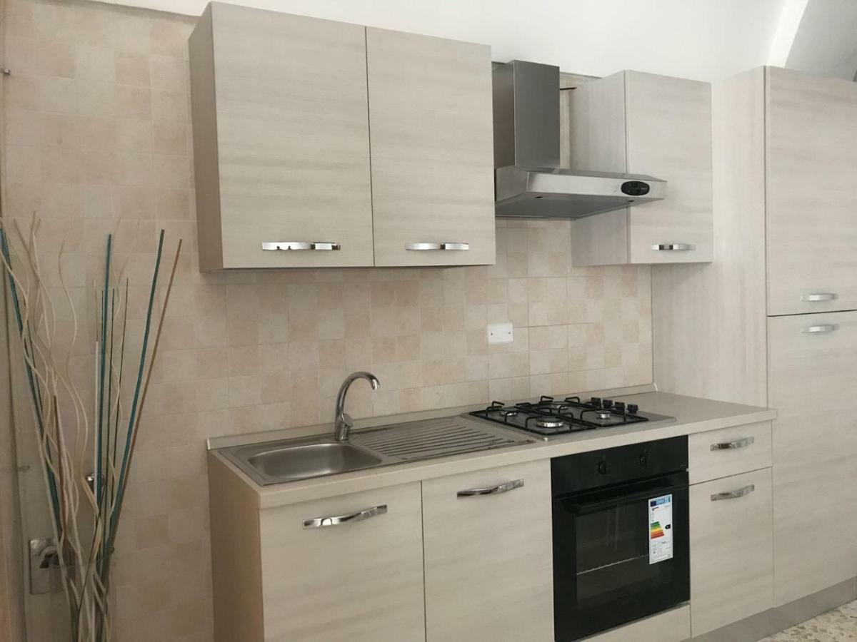 Annandre Apartment โปลีญาโนอามาเร ภายนอก รูปภาพ