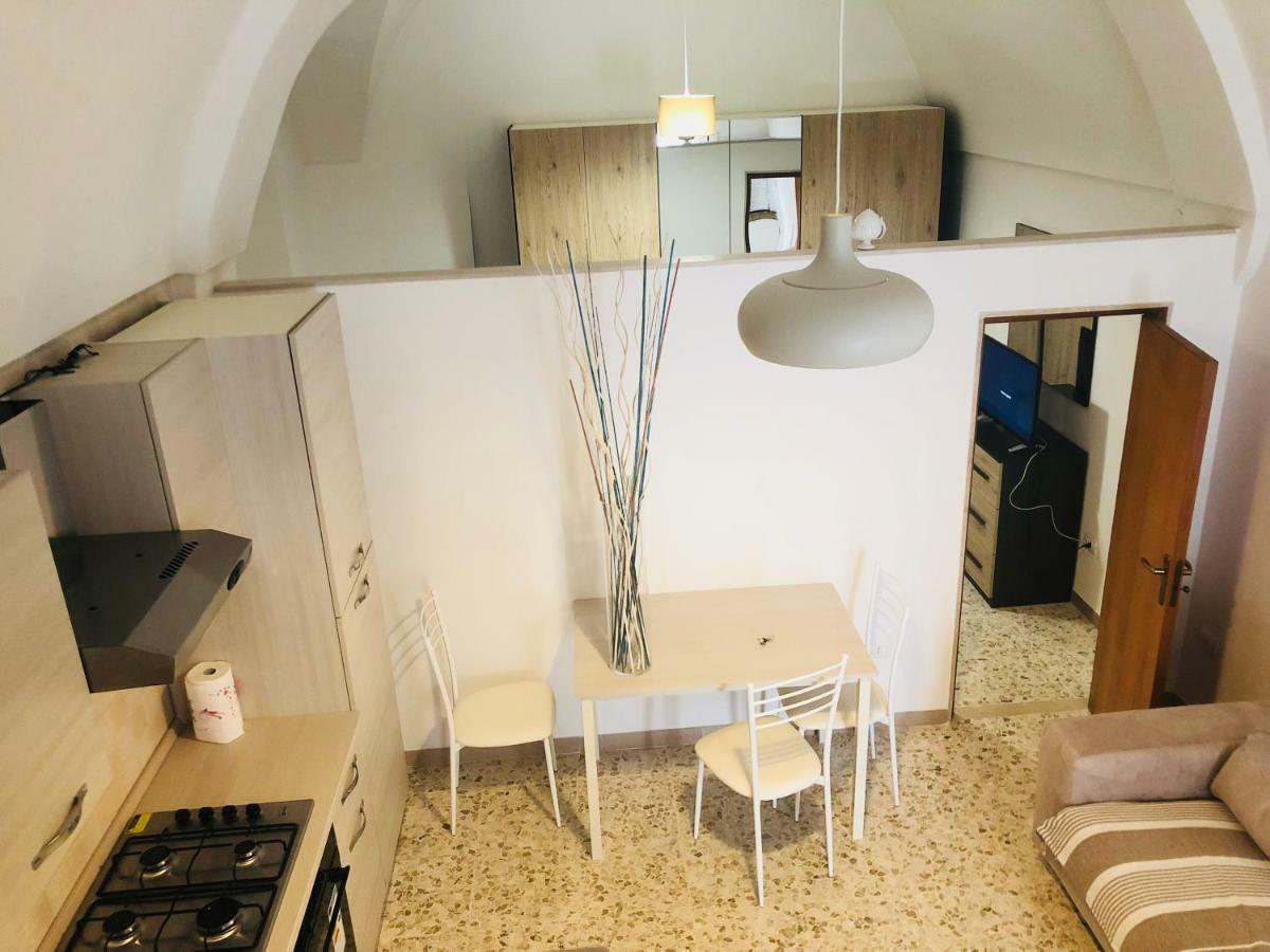 Annandre Apartment โปลีญาโนอามาเร ภายนอก รูปภาพ